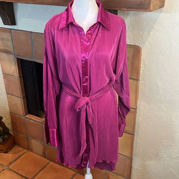 12th Tribe Cara Fuchsia Plisse Mini Dress, size M - Picture 1 of 11